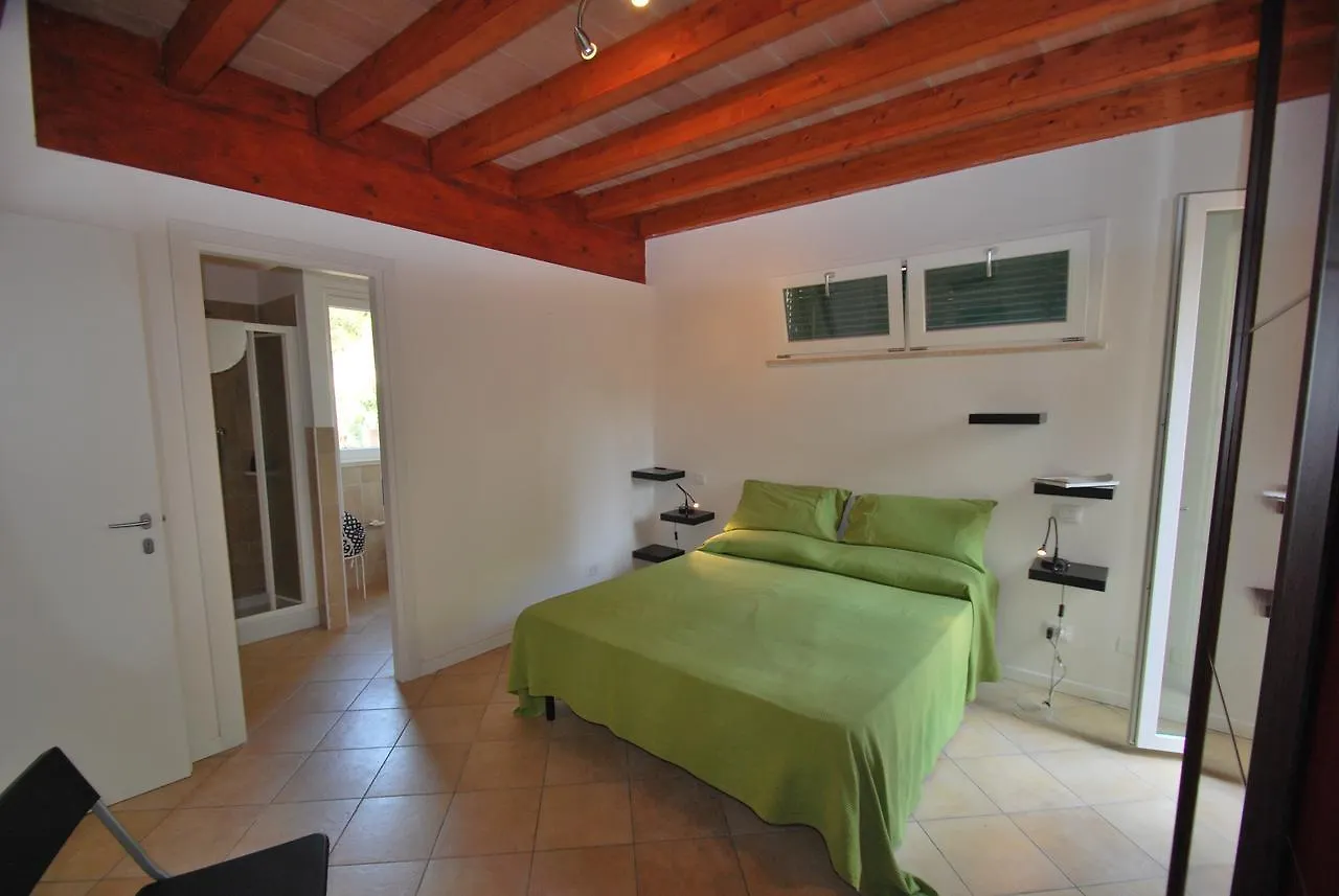 Villetta Ciclamino Casa Alzi Villa