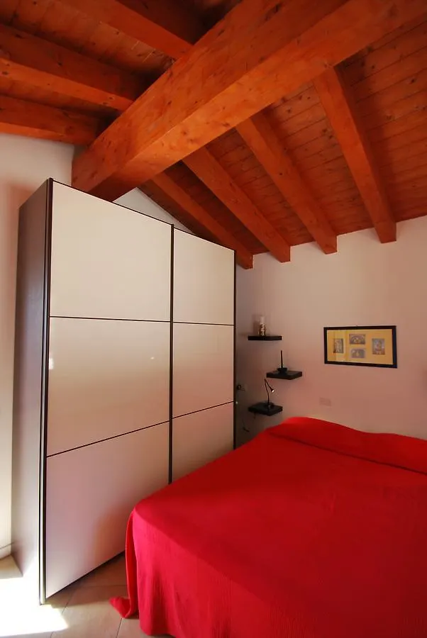 Villetta Ciclamino Casa Alzi 0*,  Italy