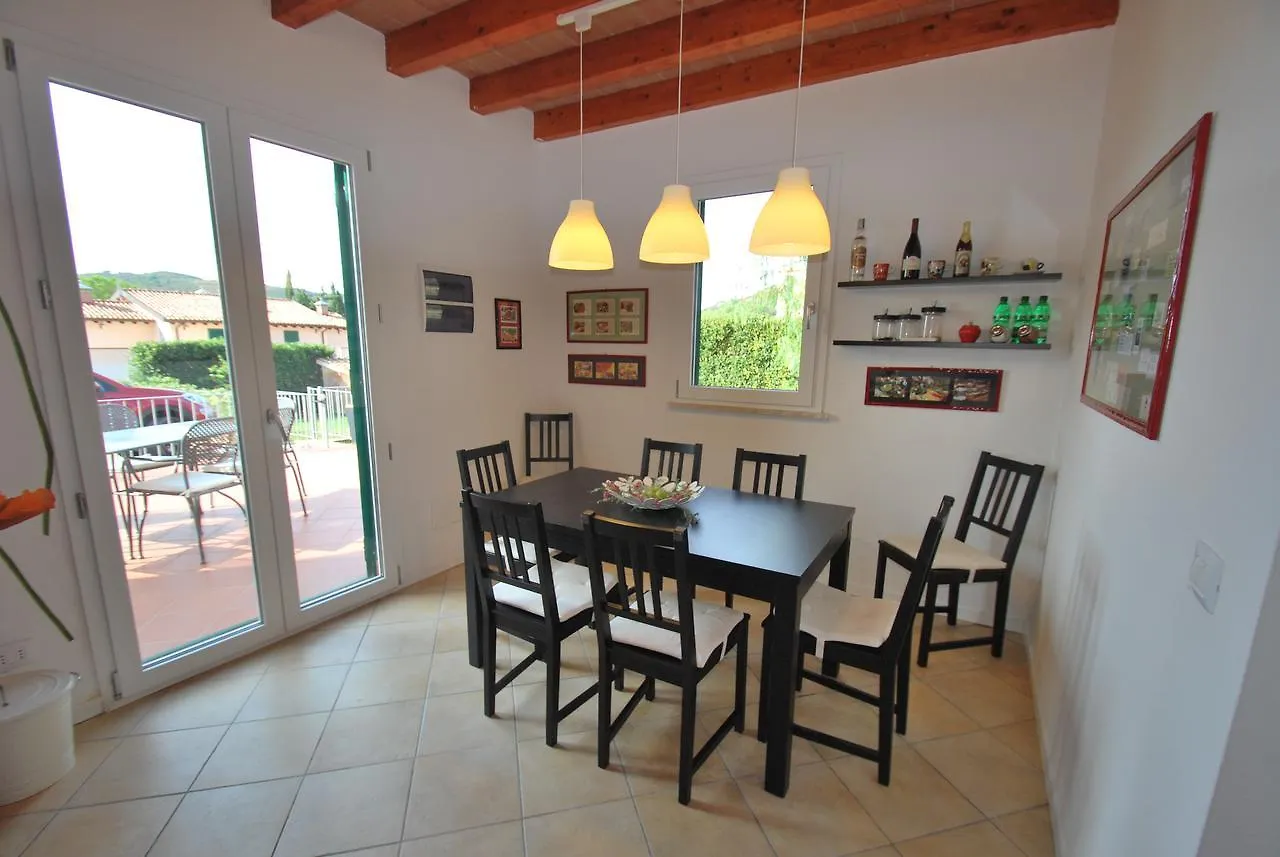 Villetta Ciclamino Casa Alzi